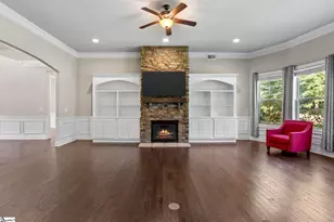 239 Tuxedo Ln, Greer, SC 29651 - Photo 15