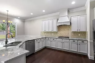 239 Tuxedo Ln, Greer, SC 29651 - Photo 19