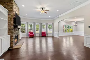 239 Tuxedo Ln, Greer, SC 29651 - Photo 15