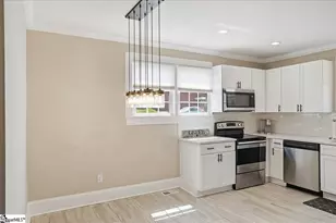 417 Pennsylvania Ave, Greer, SC 29650 - Photo 17