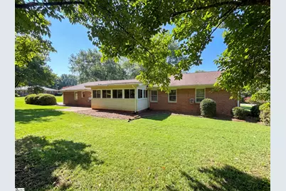 604 Meadowbrook Drive, Spartanburg, SC 29307 - Photo 5