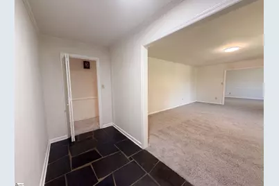 604 Meadowbrook Drive, Spartanburg, SC 29307 - Photo 15