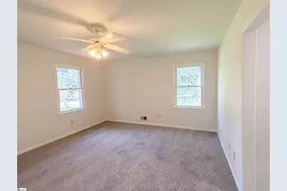 604 Meadowbrook Drive, Spartanburg, SC 29307 - Photo 19