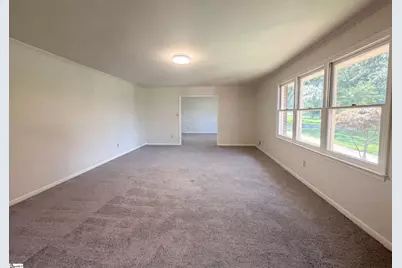 604 Meadowbrook Drive, Spartanburg, SC 29307 - Photo 13
