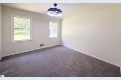 604 Meadowbrook Drive, Spartanburg, SC 29307 - Photo 17