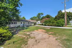 305 Pine Knoll Dr, Greenville, SC 29609 - Photo 3