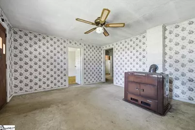 309 Knitting Mill Street, Jonesville, SC 29353 - Photo 5
