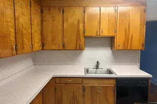 204 Elm St, Clinton, SC 29325 - Photo 15