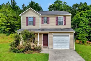 156 Queens Cir, Laurens, SC 29360 - Photo 1