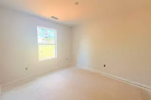 405 Lake Cir Dr, Greenville, SC 29605 - Photo 11