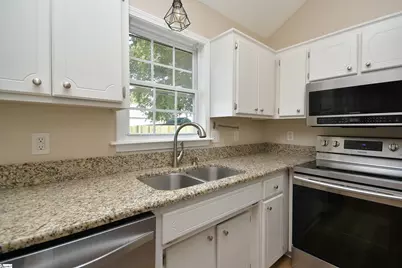 8 Montvale Drive, Simpsonville, SC 29681 - Photo 17