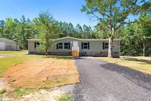 112 Star Dr, Belton, SC 29627 - Photo 1
