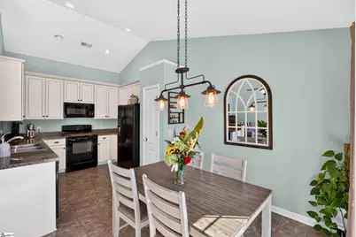 132 Caledonia Drive, Easley, SC 29642 - Photo 9