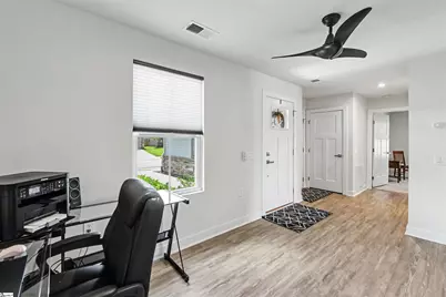 202 Bending Branch Road, Greenville, SC 29605 - Photo 15