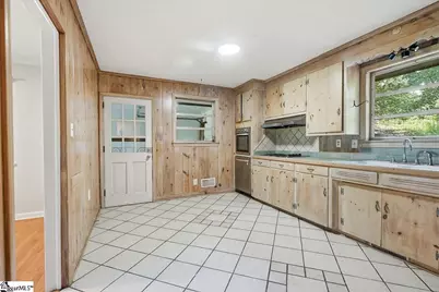 650 Springhill Avenue, Spartanburg, SC 29303 - Photo 15