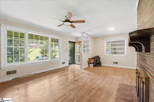 650 Spring Hill Ave, Spartanburg, SC 29303 - Photo 9