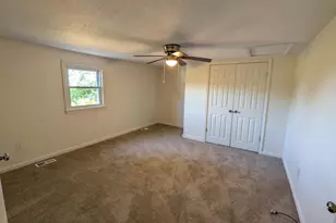 217 Railroad St, Pickens, SC 29671 - Photo 11