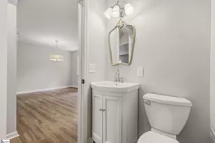 815 Edwards Rd, Greenville, SC 29615 - Photo 17