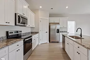 1229 Crested Iris St, Moore, SC 29369 - Photo 7