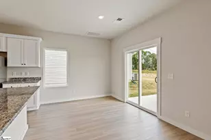 1229 Crested Iris St, Moore, SC 29369 - Photo 9