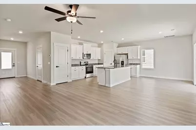 1229 Crested Iris Street, Moore, SC 29369 - Photo 3