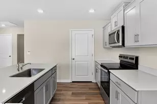 1080 Gagmon Dr, Wellford, SC 29385 - Photo 11