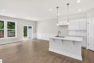 717 Lesbury Ln, Spartanburg, SC 29301 - Photo 5