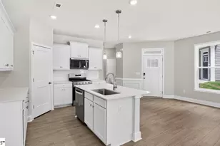 717 Lesbury Ln, Spartanburg, SC 29301 - Photo 13