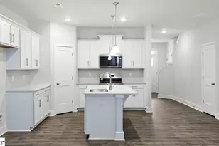 721 Lesbury Ln, Spartanburg, SC 29301 - Photo 13