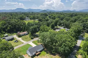 505 S Bomar Ave, Landrum, SC 29356 - Photo 23