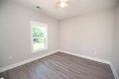 505 S Bomar Avenue, Landrum, SC 29356 - Photo 17