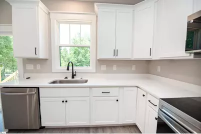 505 S Bomar Avenue, Landrum, SC 29356 - Photo 7