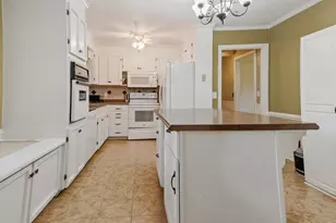 102 Palmetto Dr, Simpsonville, SC 29681 - Photo 13