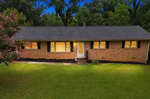 102 Palmetto Dr, Simpsonville, SC 29681 - Photo 1