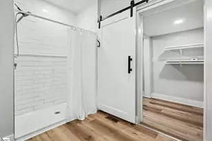 26 2nd Ave, Greenville, SC 29609 - Photo 11