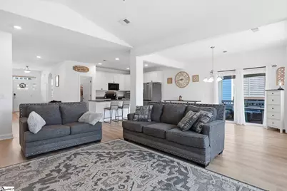 215 Daystrom Drive, Greer, SC 29651 - Photo 15