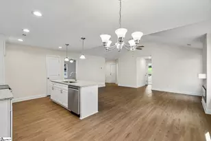 205 Sycamore St, Anderson, SC 29625 - Photo 13