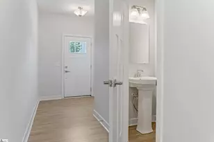 300 Huntingdale Pl, Simpsonville, SC 29681 - Photo 5