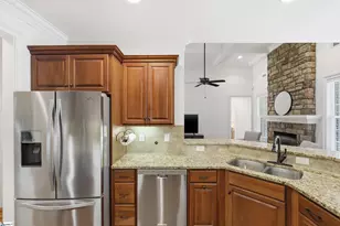 411 Kilgore Farms Cir, Simpsonville, SC 29681 - Photo 7