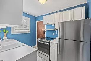 100 Lewis Dr, Greenville, SC 29605 - Photo 13