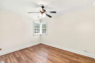 100 Lewis Dr, Greenville, SC 29605 - Photo 17