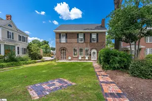 105 E Cambridge Ave, Greenwood, SC 29646 - Photo 1
