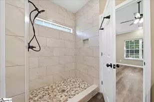 529 Fox Hurst Ct, Moore, SC 29369 - Photo 19