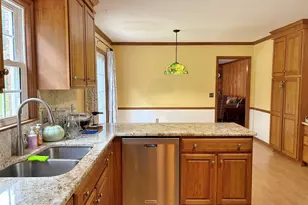 818 Plantation Dr, Simpsonville, SC 29681 - Photo 13