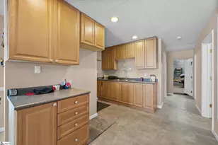 246 Bay Ridge Dr, Townville, SC 29689 - Photo 37