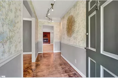 7 River Oaks Drive, Greenville, SC 29601 - Photo 3