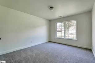 435 Melbourne Ln, Spartanburg, SC 29301 - Photo 25