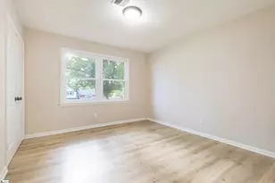220 River Forest Dr, Boiling Springs, SC 29316 - Photo 15