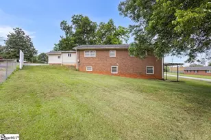 100 Spring St, Easley, SC 29640 - Photo 33