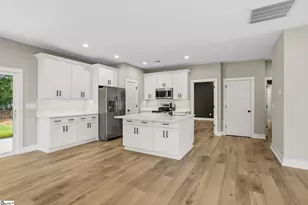 366 Lyman Lake Rd, Lyman, SC 29365 - Photo 5